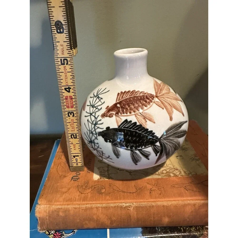 Vintage Chinese Porcelain Hand Painted Koi Fish Vase Jar 5.5